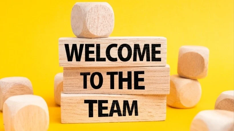 Checklist Essencial de Pré-Embarque: 10 Passos Para Engajar Novos Funcionários Desde o Primeiro Dia checklist essencial de pré embarque: 10 passos para engajar novos funcionários desde o primeiro dia